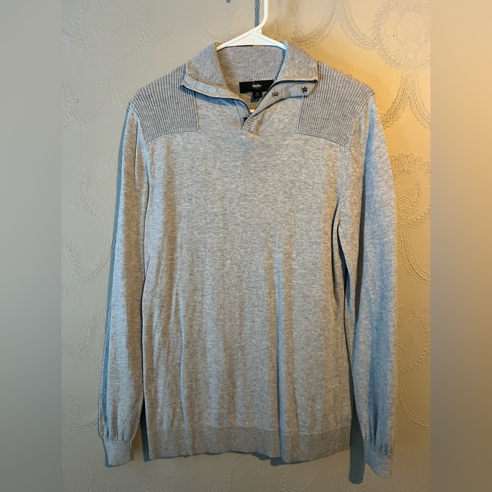 Mossimo . Men’s sweater size small.
